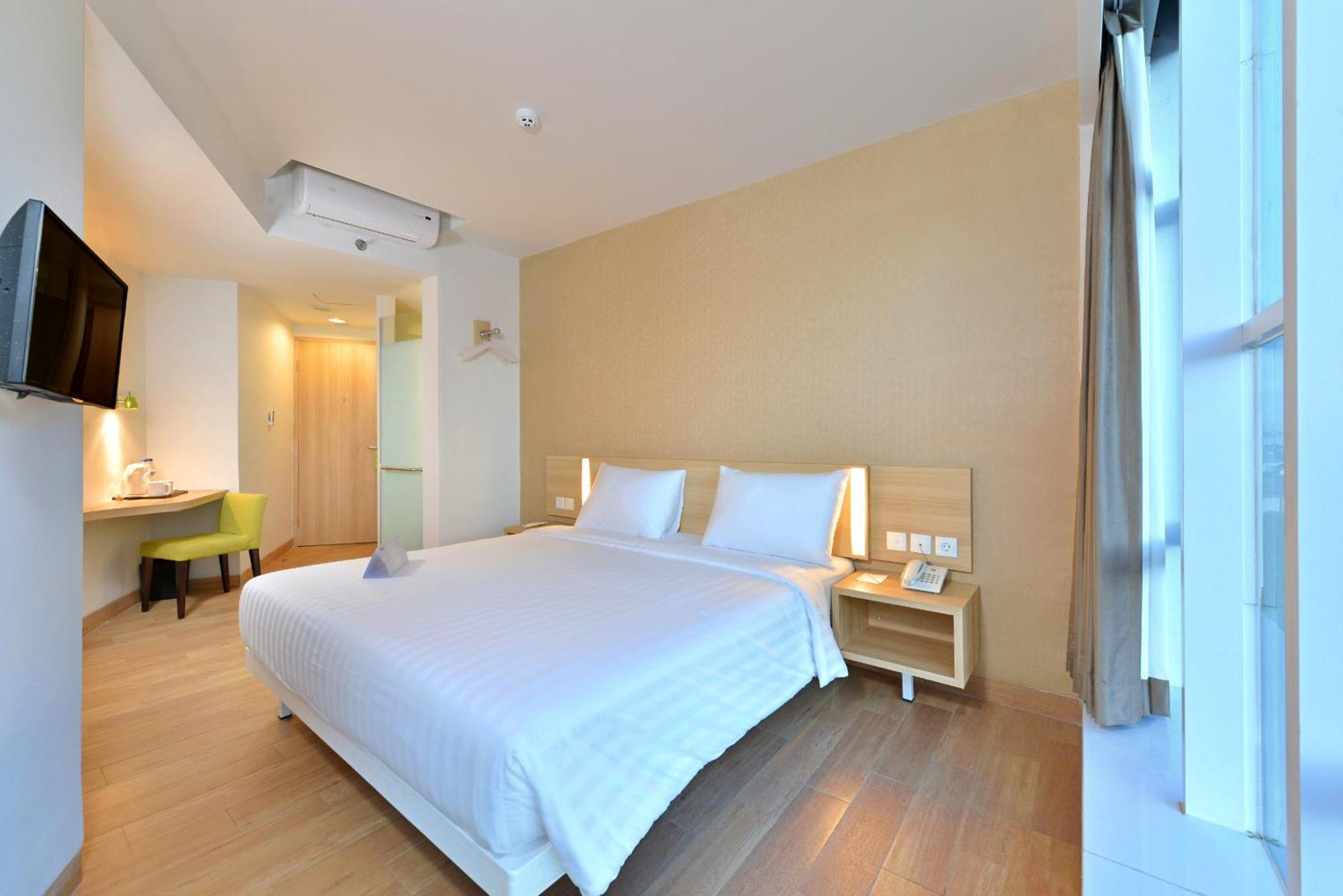 Whiz Prime Hotel Hasanuddin Makasar Exteriér fotografie