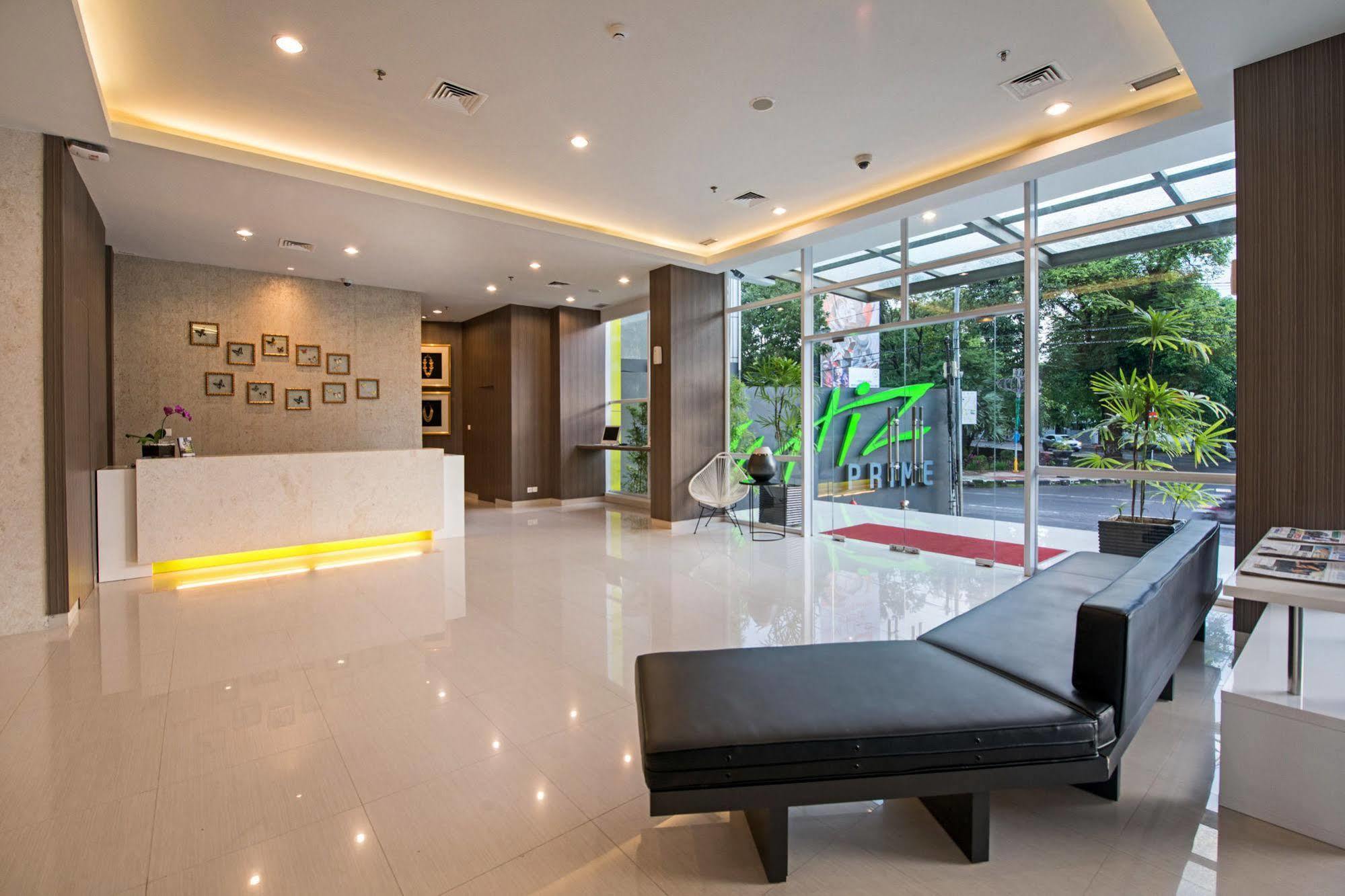 Whiz Prime Hotel Hasanuddin Makasar Exteriér fotografie