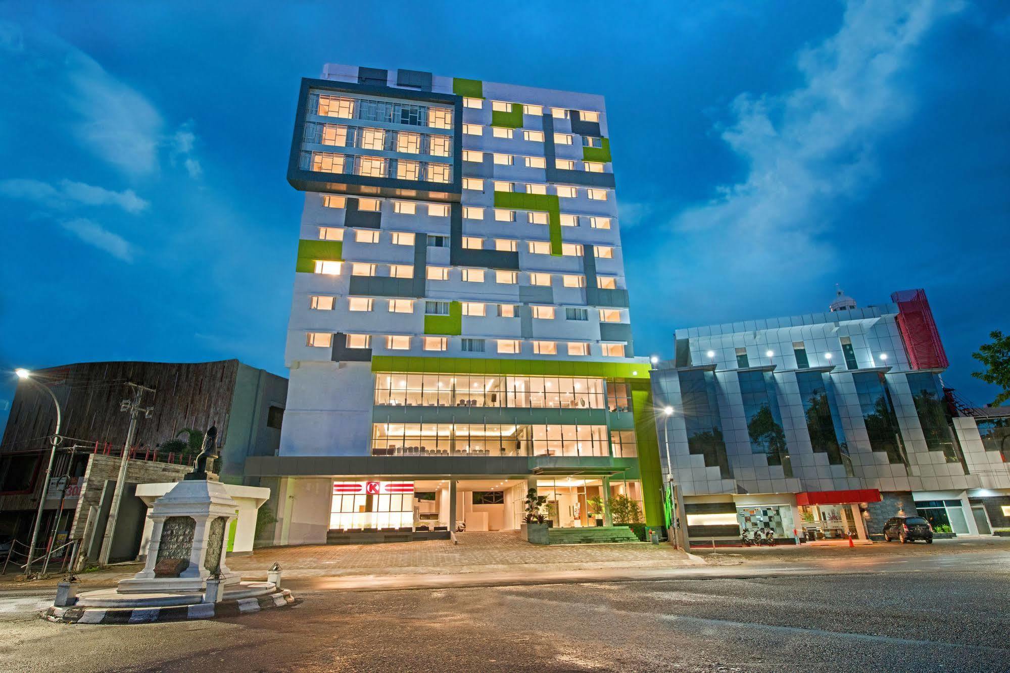 Whiz Prime Hotel Hasanuddin Makasar Exteriér fotografie